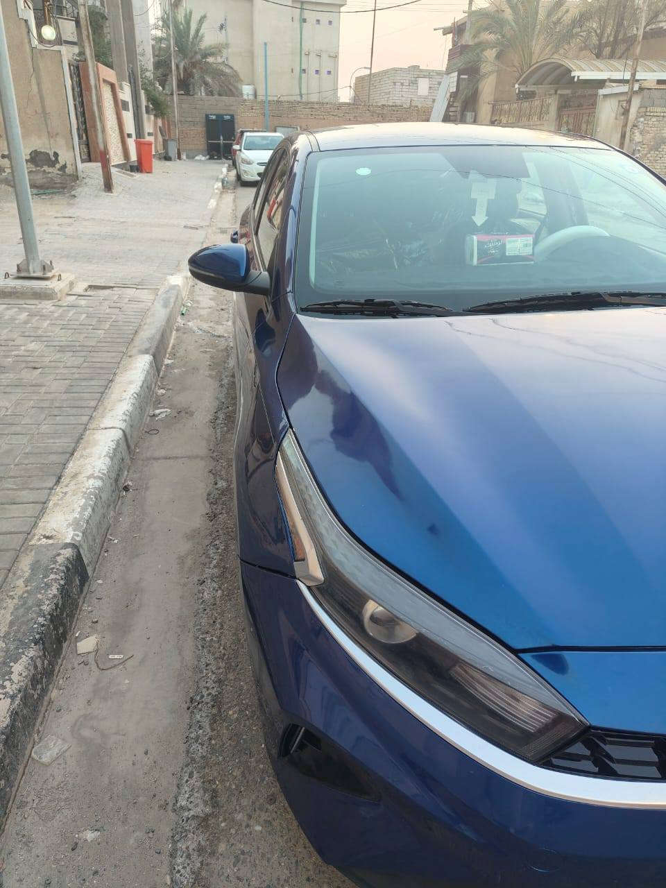 كيا فورتي موديل 23رقم بغداد الجديد ضربتهه جاملغ وشويه من البنيد نفسهن مصلحات السياره بأسمي السعر 155 ه         ***********
