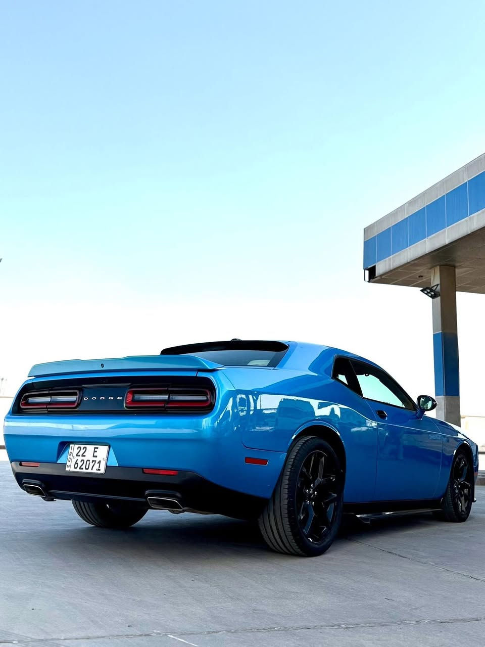 سلام عليكم  جالنجر موديل 2019 sxt  
لون بحري مميز كلش حلو بجم كبس ونضيفة فقط ايرباك بردة 
دشبول وستيرن سليمات مطاكات
كير ومكينة وشواصي ولغود كلة كفالة من الزلغ  فقط كيس الدهن مبدلة
 بيهة صبغ فقط جاملغ امامي عكس سايق صبغ والخلفي صبغ حنشر صور السونار وصور الحادث   هذا كل ما بالسيارة 
 باقي السياره كفاله عامه مكينه 6v 3600
 صدر جديد بدلتة
تخم تاير جديد
باتري جديد
دهن جديد 
عليهة ادامة كاملة سيارة 
ماشيه سياره ٧٧ السياره مصروف عليه حيل متعوب عليه 

دوشمه كامله يم حسن شماره غرفه كاملة
                السعر ١٨٠ قابل للتفاوض 

رقم اربيل الجديد  السياره وكالة او تحويل

بغداد حي الجامعة 
***********
