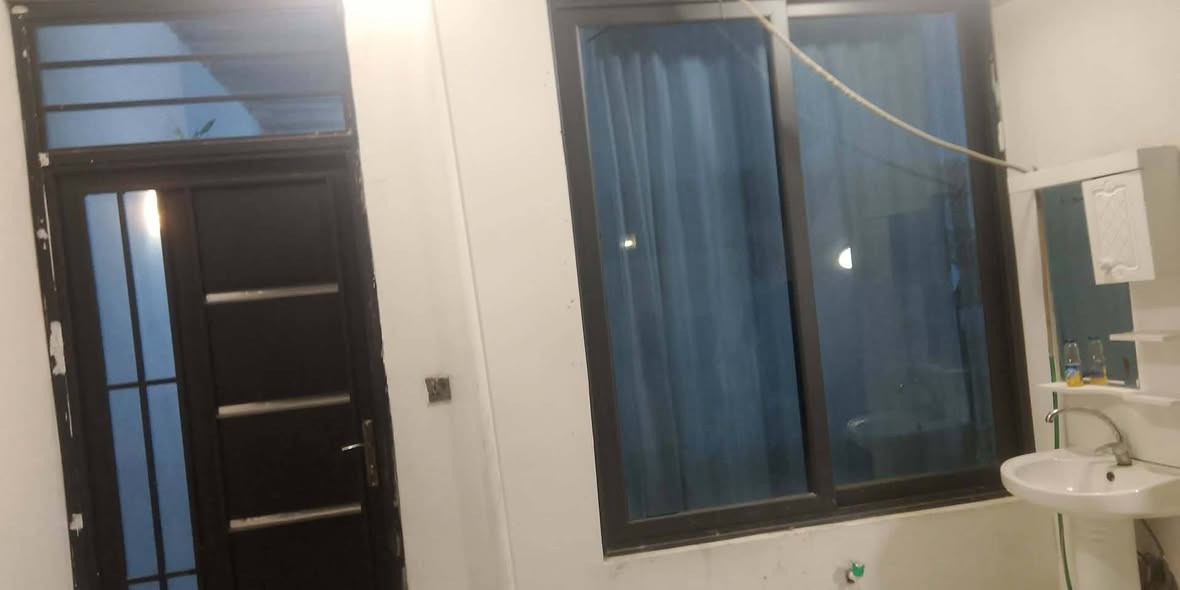 دار للبيع كركوك حولي حي عسكري سعرها 45 بي مجال اتصال ***********
100 متر
