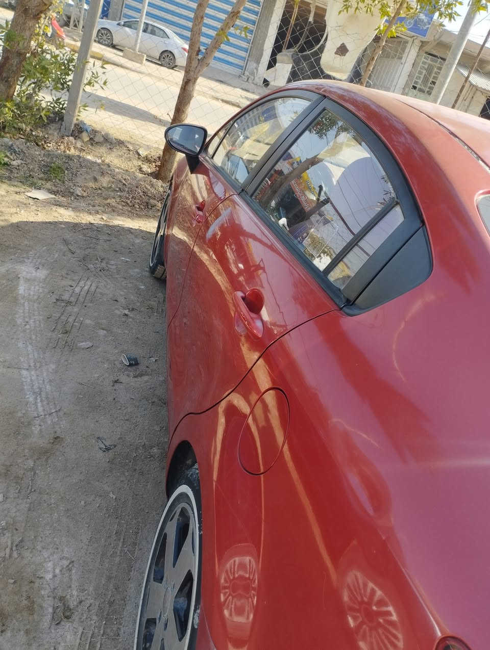 سلام عليكم
ريو 2013 خليجي مكينه 1600 رقم كربلاء بأسمي قطعه وحده رش فقط جاملغ امامي بدون معجون سياره مامتعوبه استخدام شخصي وشخوط خفيفه ماشيه 196 الف حداديه جديده ومكينه وكير كفاله تخم تاير جديد مكانهه كربلاء طويريج *********** سعرها 85$ وبيها مجال
