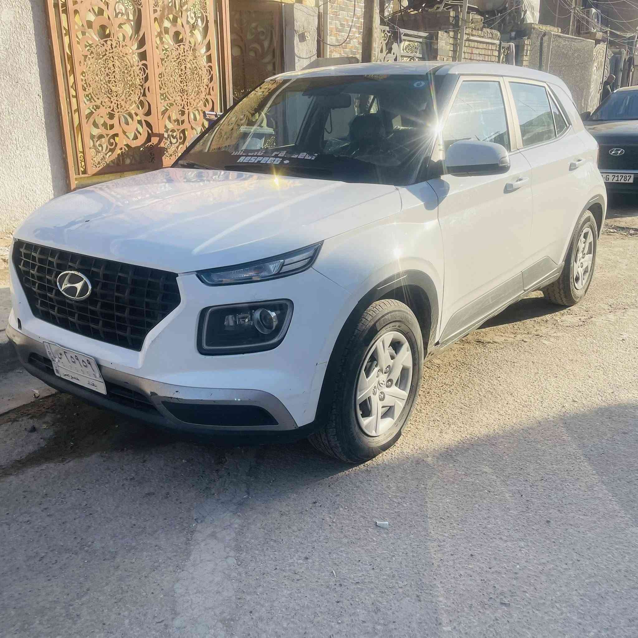 السلام عليكم
هونداي فينو مديل٢٠٢٢بسعر مناسب
رقم بغداد بسمي
حادث السياره جاملغ والبنيد مبدلات ومصبوغات
مواصفات رادار -تدفئه كشنات -تحكمات مقود -ومود درايف - شاشه وكامرن دواره- رادار امامي وتوقف ذاتي-  وتحديد مسار 
محرك 1600دبل نورل 
السعر خاص و
وتساب *********** 
خط.     ***********
 اي ستفسار خاص مفتوح
