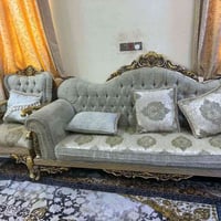تخم ملكي • ١٠مقاعد • نظيف