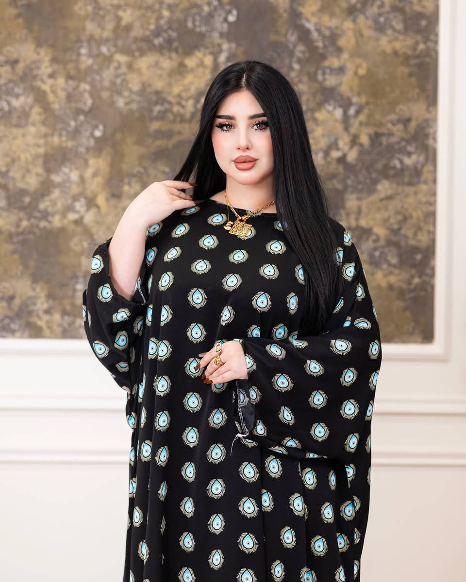 بسم الله الرحمن الرحيم 

اللهم صل وسلم على نبينا محمد وآل محمد 

عباية هاڤ

 خامة ماء الذهب ثقيل

يلبس جميع القياسات 
توصيل جميع المحافظات مجاني للحجز واتساب🦋 👇🏻.
💗🌸💗🌸.  ***********
