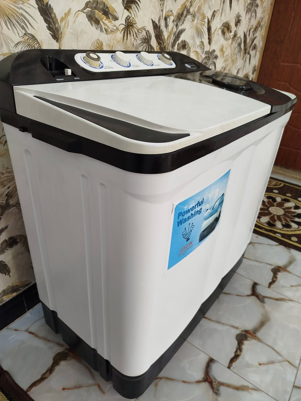 للبيع غساله حجم كبير جاهزه غسل وتنشيف مابيه نقص سعر 100 مكاني كربلاء حي العامل *********** وتساب ماسنجر موجود ***********
