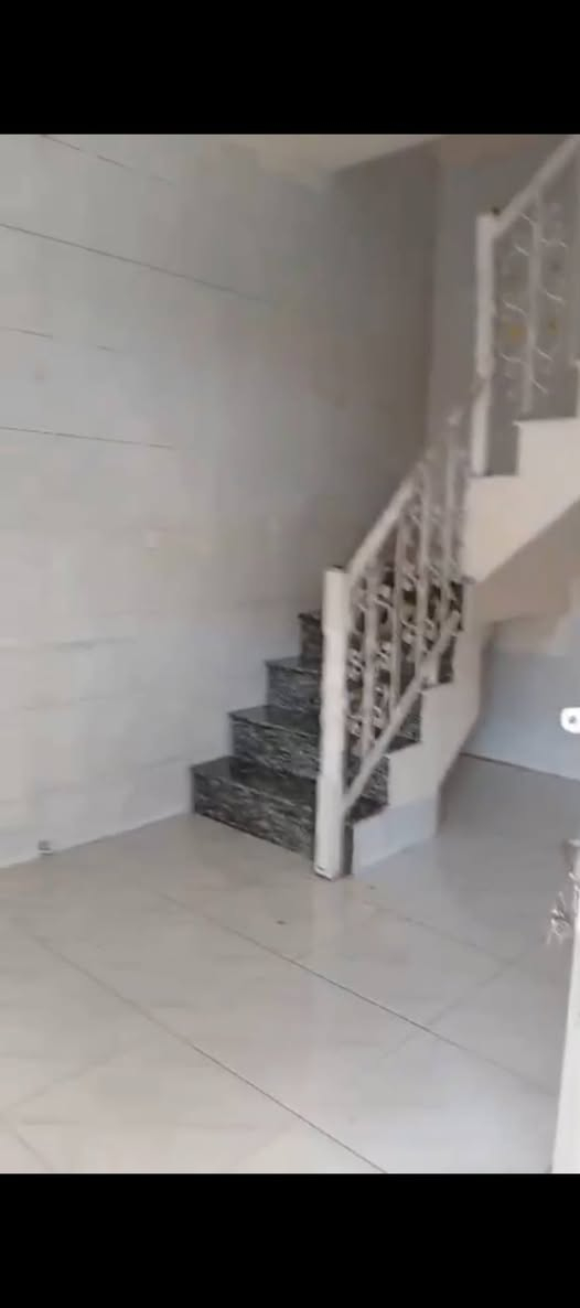 بسم الله الرحمن الرحيم

توكلنا على الله

دار للايجار

مساحه ٦٥
البيت مدخلين
يحتوي على طابقين
الطابق الأرضي يحتوي على صاله خدمات مطبخ
للطابق الثاني ٢نوم  
الموقع المشتل الزيدي

للاستفسار الاتصال على الرقم 
***********
وتساب
