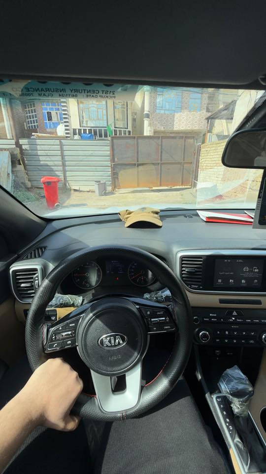 السلام عليكم
سياره سبورتج 2019 خليجي سياره حلوه ونضيفه بيها قطعتين وموجود السونار سياره حلوه 

كل نقص مابيها 

العنوان بغداد الزعفرانيه 

السعر 180 وبيها مجال 

سياره مال بيت وحلوه رقم بغداد وبسمي 

ماشيه 77,900 حقيقي 

قطعتين تبريد 

***********
