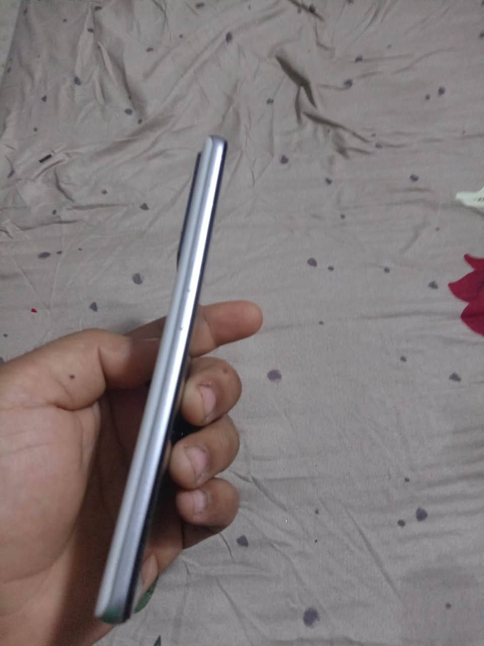 موبايل realme GT Neo5 SE
ذاكرة 1 تيرا يعني 1024كيكا
عشوائيه 16+12
شاشه 144
بطاريه 91%
للبيع 325 او المراوس
ملاحضه هذا مو سعره لان مواصفاته معروفه لكن لان بي رقم عواج وبسط


**إذا كنت صاحب هذا الإعلان وتريد حذفه لأي سبب، رجاءا أرسل رسالة إلى الدعم الفني**