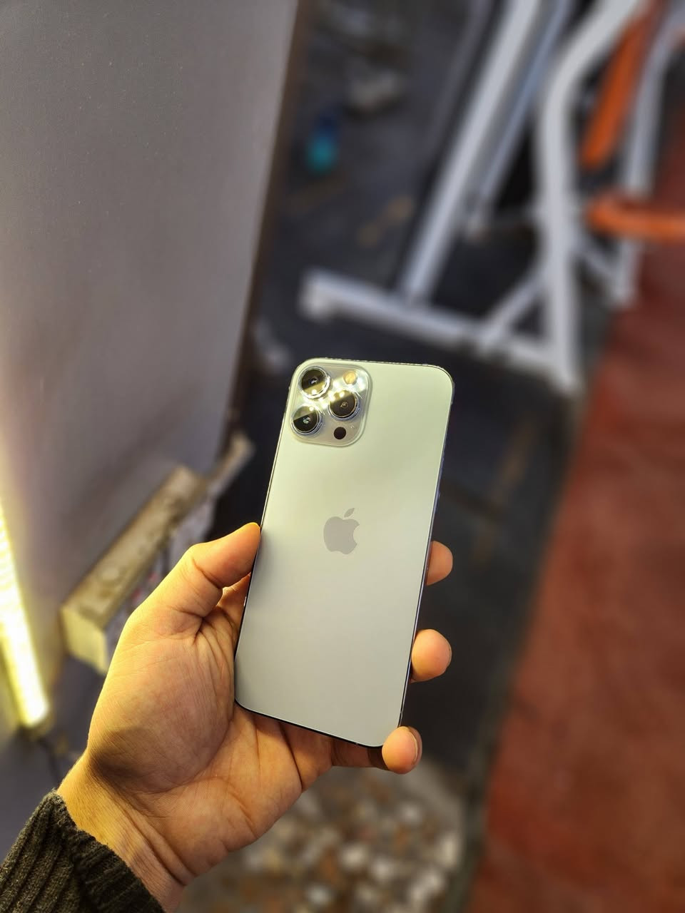 IPhone 13 pro max
للبيع او مراوس 
ذاكره 256 
نظافة 💯 
بطارية 94%
فيس ايدي متوقف 🔴
بقيه جهاز اكفله الك كفاله  عامه
عنواني بغداد مدينة الصدر 
توصيل متوفر فقط بأعتماد


**إذا كنت صاحب هذا الإعلان وتريد حذفه لأي سبب، رجاءا أرسل رسالة إلى الدعم الفني**