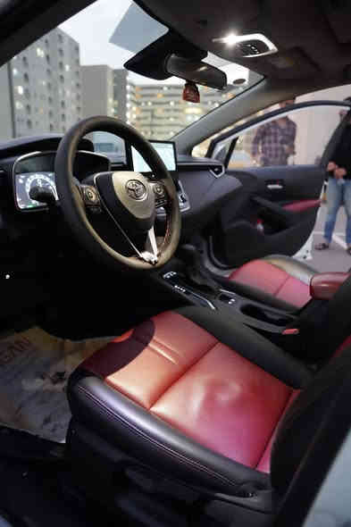 كورلا هايبرد 2024 تجميع صيني الشكل الأمريكي  
ماشية 26 الف تقريبا 
مكفولة بحالة الوكالة 
فول مواصفات 
السعر 145 $
***********
