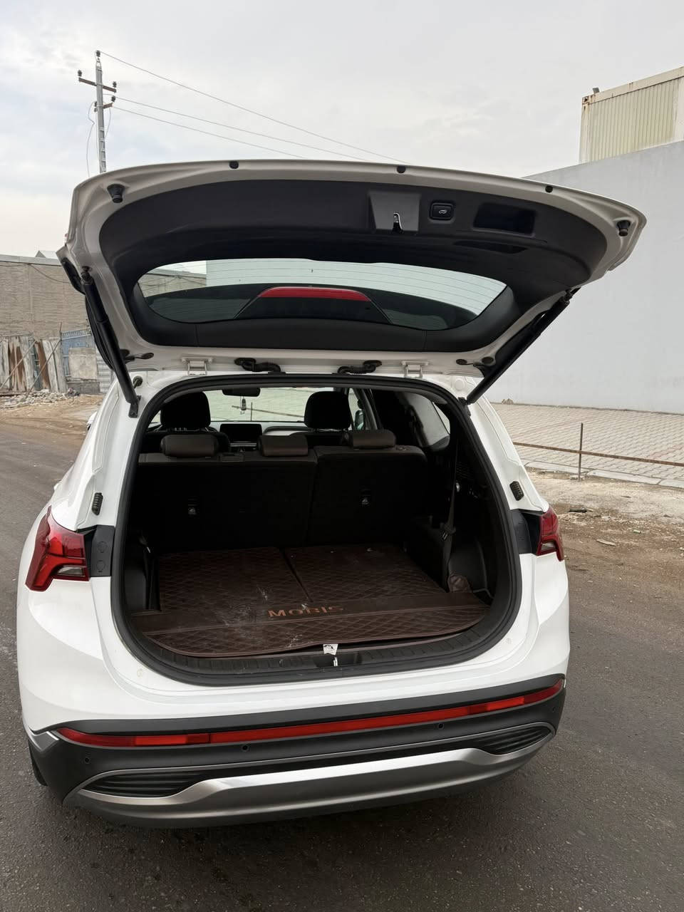 بسم الله الرحمن الرحيم
هونداي سنتافي 2024 خليجي فول مواصفات سته سلندر V6 3.5 ماشيه 60 الف مكفوله كفاله عامه من كلشي رقم بغداد باسمي السياره بحاله الزيرو  

المواصفات: 🚗
 
جنطه كهرباء⚡️
حساسات أمانيه وخلفيه 🔔
تحكم ماوس 🖱️
7 راكب 🪑
الشبابيك دبل جام 
بانوراما 🌁
كراسي 2 كهرباء 💺
بصمه ابواب ودخول ذكي 🔐
جنطه كهرباء ذكيه 🤖
مرايا كهرباء مع اشيار ⚠️
ويل حجم 20 الجبير 🛞
بردات خلفيه بلاديه ◾️
تبريد 3 قطع 🧊❄️
4 انضمه قياده 🚀
شاشه جبيره 🖥️
رادارات ‼️
شاحن واير ليس 🔋
لايت وبك لايت ليد 💡
لايت زنون وعدسه دواره 🔦
تحكمات ستيرن 🎛️
كير دكم 
اوتو هولد 
داخل لون جكليتي 🟤

وهواي مواصفات غير مذكوره….

مكاني بغداد 📍

سعر السياره : 285 ورقه وبيه مجال 

للاستفسار ☎️ ***********
