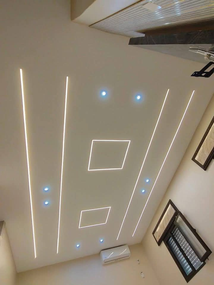 "حوّل كل زاوية في منزلك إلى تحفة فنية تنبض بالأناقة."
"ديكوراتنا تضفي لمسة من الفخامة والتميز على كل ركن."
"امنح منزلك لمسة من السحر والجمال مع تصاميمنا الفريدة."
"نحن نخلق بيئة تنبض بالحياة والجمال في كل تفاصيلها."
"اختيارك لدينا يعني اختيار التميز والجودة في كل زاوية."
"ديكوراتنا ليست مجرد تفاصيل، بل هي تعبير عن أسلوب حياتك."
"امنح منزلك لمسة من الفخامة والجمال مع تصاميمنا المبتكرة."
"نحن نساعدك في تحويل أفكارك إلى واقع ينبض بالجمال والتميز."
"ديكوراتنا تضفي جوًا من الراحة والهدوء على منزلك."
"امنح كل غرفة في منزلك شخصية مميزة تعكس ذوقك الرفيع."

مكانه ميسان 
للاستفسار الاتصال او مراسله
 ‏‪ *********** 
*********** 
#ديكورات_منازل #شيبورد #بوردكس #اصباغ #سمنت_بورد #بديل_خشب #بديل_الرخام
