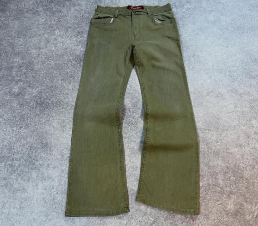 شلعه بناطير 50 قطعه قوالب باگي بوت كات سوبر باگي فقط ماركات عالميه ليفايز وبولو وديزل سعر شلعه 600 موجود توصيل لجميع محافظات تواصل على هذا رقم ***********
