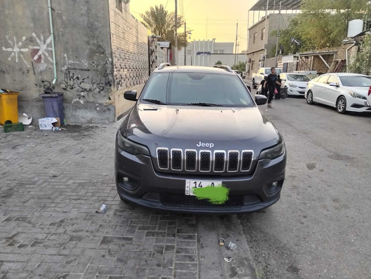 جيب شروكي ٢٠١٩ وارد كندي السياره كفاله عامه ماعدا صبغ شبر لاضربه ولاتبديل مكينه ٢٤٠٠ مكفوله كير حداده كله مكفول جاهزه من كلشي رقم بصره سونار موجود للاستفسار *********** بصره السعر ١١٢

