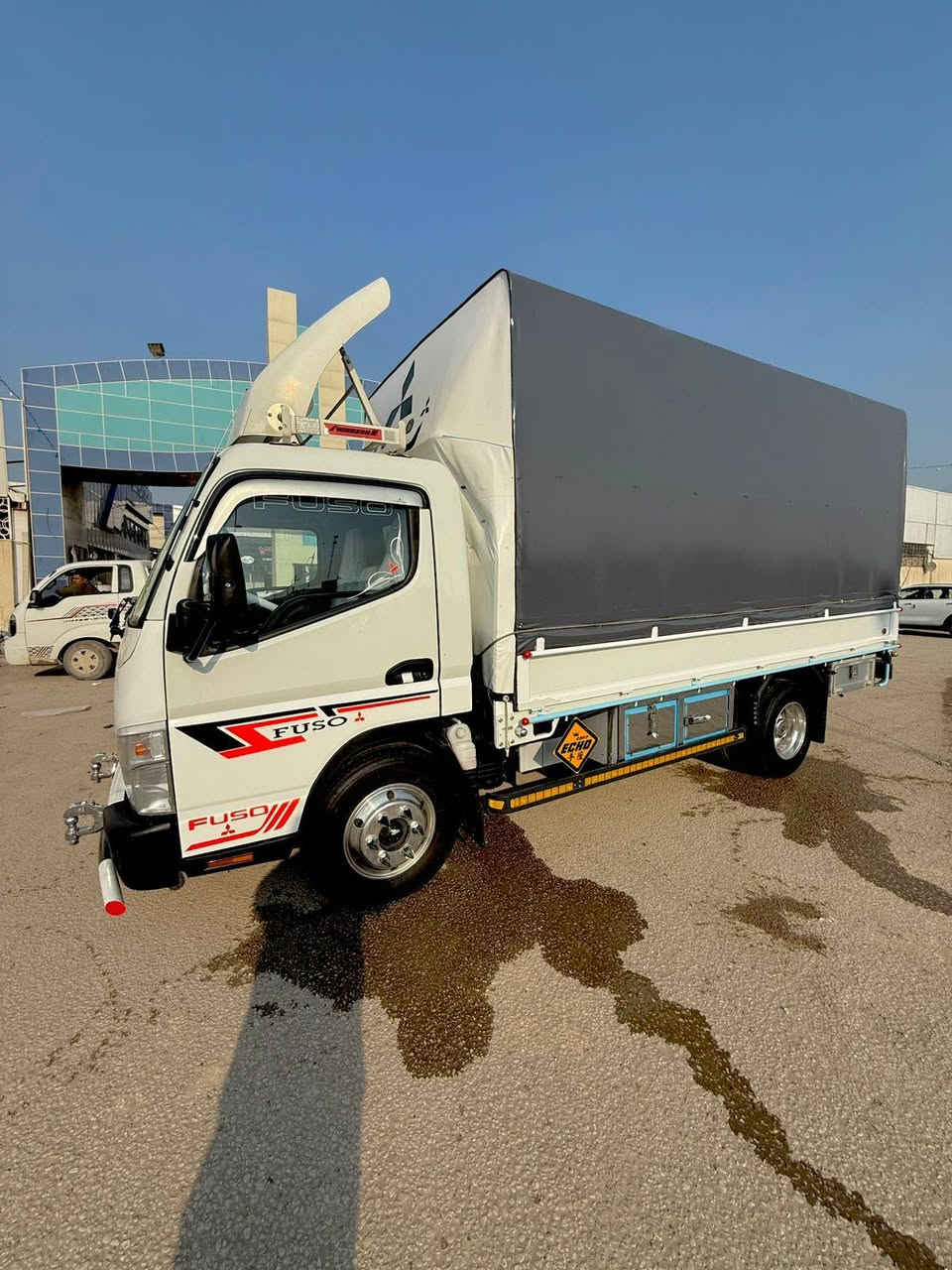 كنتر 2025 حداديه جلال جادر تفصال كاسحه اصليه ضويه ويل كروم تخم تاير برجستون ياباني سياره مسستمه للخير دبل تانكي رقم اربيل بسمنه سياره خير وبركه وبل عافيه ع الياخذها السعر 310 ماشيه 
70 الف رقمي 
‭0773 473 8244
