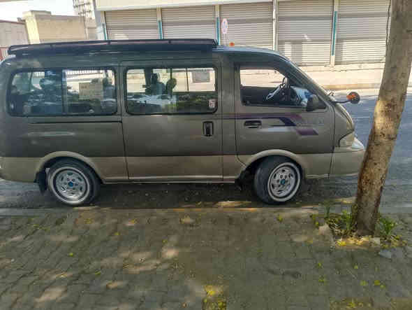 السلام عليكم ورحمه الله وبركاته
من رخصت الادمن 
سياره بريجو شبوط موديل 2001 سنويته تنتهي 27 مكفولة كير اكسن شواصي خير من الله سياره مصبوغه جماليه السعر 100 مامتواجد ع الفيس الاستفسار والاتصال ع هذا الرقم ‏‪
‏‪***********‬‏
