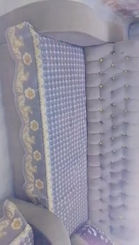 كنب • للبيع • قابل تفاوض