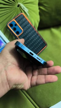 سامسونج a55ذاكرة 256 عشوائية 8 نظيف جدا غراض كاملة السعر 350 هاتف 0770...