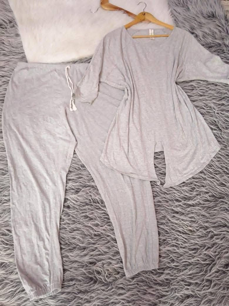 عرض ٥ تراكات ب١٥
وتوصيل مجاني
لجميع المحافضات
الخامه زبده وفانيله 
متوفر مديلات وقياسات
توصيل مجاني لجميع المحافضات


**إذا كنت صاحب هذا الإعلان وتريد حذفه لأي سبب، رجاءا أرسل رسالة إلى الدعم الفني**