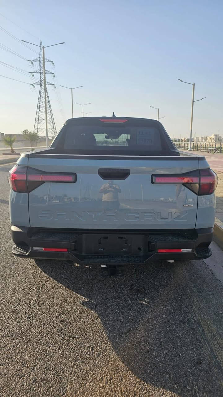 للبيع: هيونداي سانتكروز موديل 2022 🚗✨
السيارة بحالة ممتازة وجاهزة للاستخدام، لا تحتاج أي مصاريف إضافية.. "شغل وتوكل".

​المحرك: 2500 تنفس طبيعي.
​الممشى: 77 ألف كيلومتر.
​ تحكم ستيرن، تحديد مسار، كروز سرعة، تدفئة كشنات، شاشة كبيرة، وتبريد ثلج.
​حالة السيارة: كاملة وممتازة، حادثها واضح وموجود صور السونار. ( ايرباك البرده جهة السايق مرجع مقامه) 
​التحويل: تحويل ثاني يوم.
​السعر: 185 (وبيه مجال بسيط).
​للاستفسار والتواصل: ***********.
