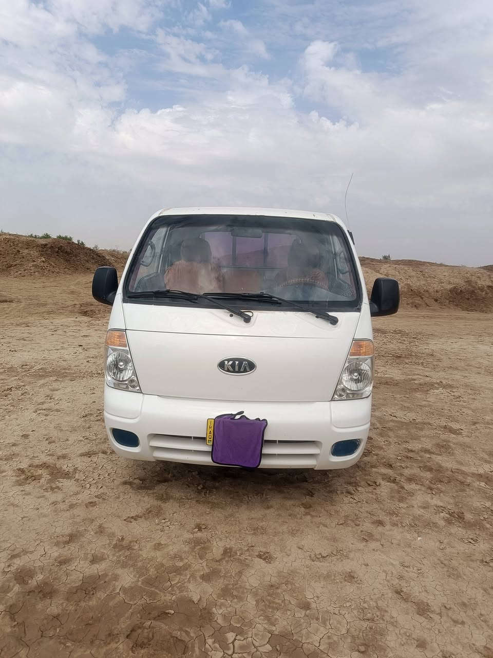 سلام عليكم كيا 2700
موديل 2006رقم بغداد بسمي تحويل ثاني يوم السنويه 27
كير ومحرك وشاصي مكفولات مرشوشه جماليه
*********** الستفسار اتصل ما اجاوب ع فيس
