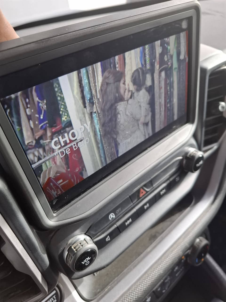 فورد برونكو سبورت ٢٠٢٣
تحديث الشاشة👍
اضافة اللغة العربية👍
اضافة ترددات الراديو الزوجية👍
اضافة الخرائط👍
اضافة تحكمات التبريد للشاشة👍
تشغيل الفيديو عن طريق الفلاش👍
اربيل ١٠٠ متري جانب معرض رابتور كارس
متواجد :
يوميا من الساعة ٥ العصر الى ٩ ليلا
الخميس من ٣ العصر الى ٧ ليلا

***********
***********
