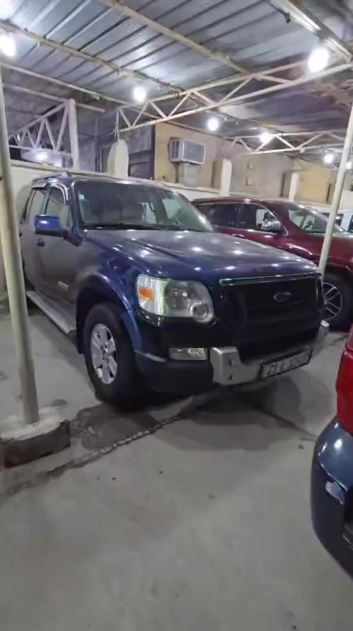 السلام عليكم للبيع او للمراوس
فورد اكسبلور موديل 2010 خليجي
 فول مواصفات عده فتحه كفاله عامه من صبغ 
7 راكب داخل بيجي محرك 6 سلندر 4.0 
تبريد 3 قطع مركزي سياره جديده تخم تاير جديد توه مشدود 
تبريد وتدفئه شغاله حداده ومكينه وكير بشرط بلكارتون سياره ع وضع شركه مكانها البصرة 
السعر 98 وبيها مجال للشراي 
*********** الرقم بي واتساب واتصال
