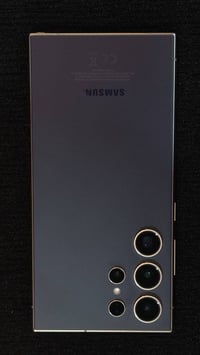 سامسونج S24 ألترا • ٢٥٦ • كارتون