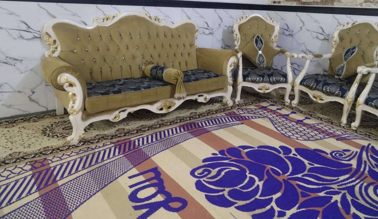 تخم  10 مقاعد زان تركي درجه اوله نضيف جدن اي ضرر مابي اسعر 350 لعنوان كربلاء بدايت امن اداخلي يوجد توصيل ***********
