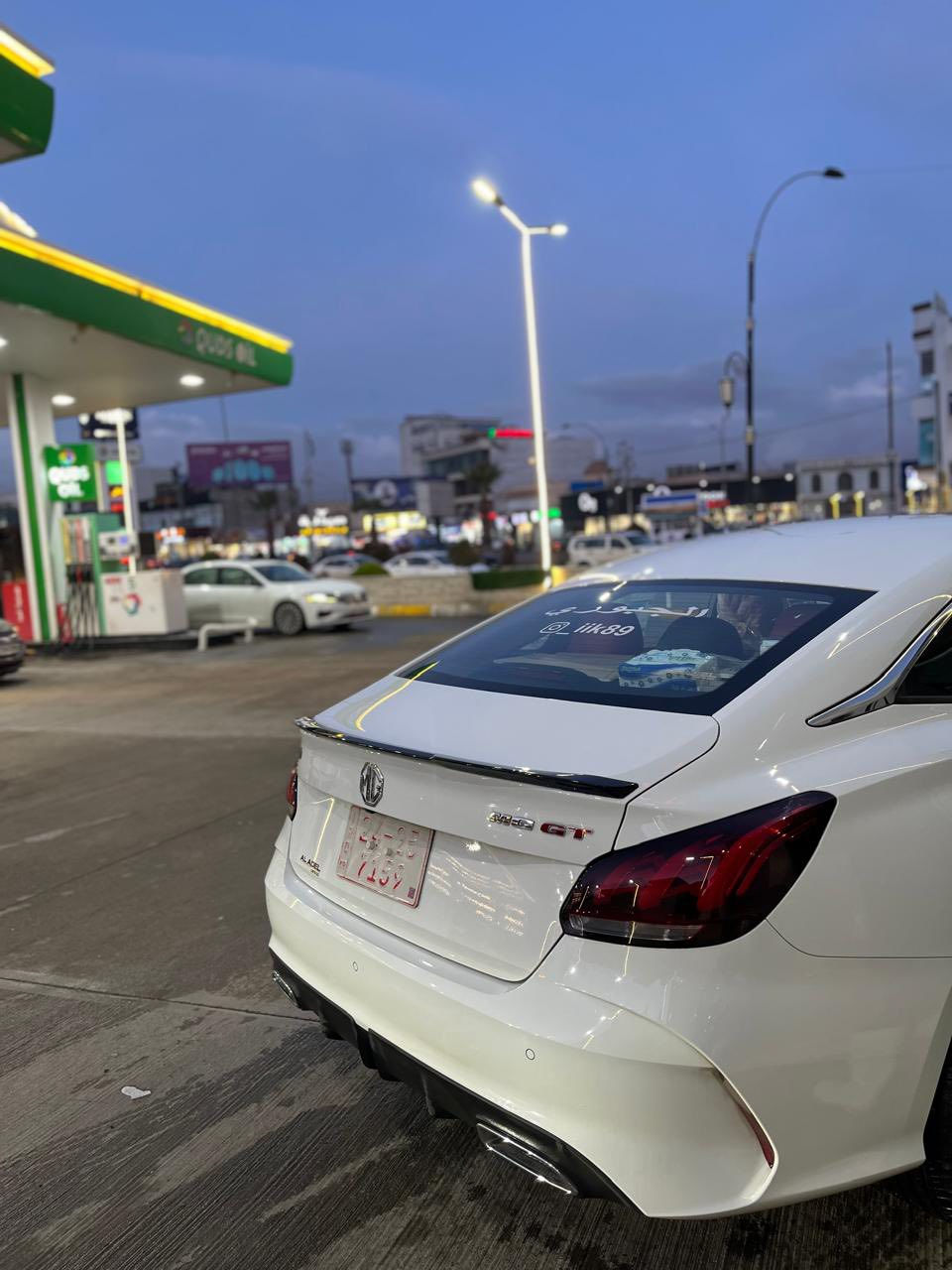 السلام عليكم 
للبيع : 
Mg Gt turbo full 2025 
كـشنات جلد لون احمر واسود 
شاشة اصليه وليس كوبي 
فتحه سقف 
گير شكل BMW 
السيارة ماشية 3الاف كيلو 
مابيها ضرر شخطه مابيها نظيفه الى درجه 
السيارة بعدها كاتي رقمها 
ومستعجل على بيعها 
سعر السيارة 147$
علماً ان السيارة بلوكاله بـ 155$ 
عنوان السيارة كركوك  شراي يتواصل وياي 
***********
