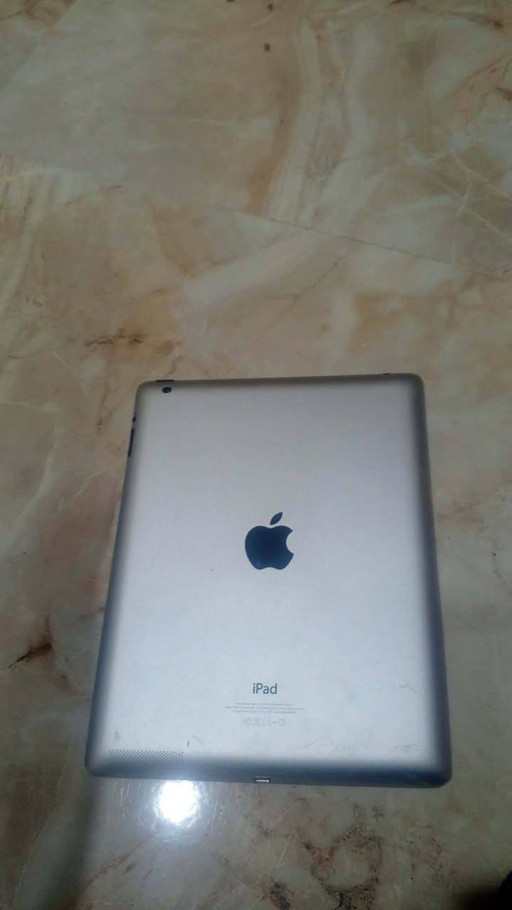 االسلام عليكم ايباد ايفون ماعرف شسمه سلس جدا السعر 65وبي مجال رقم *********** العناوان كوت
