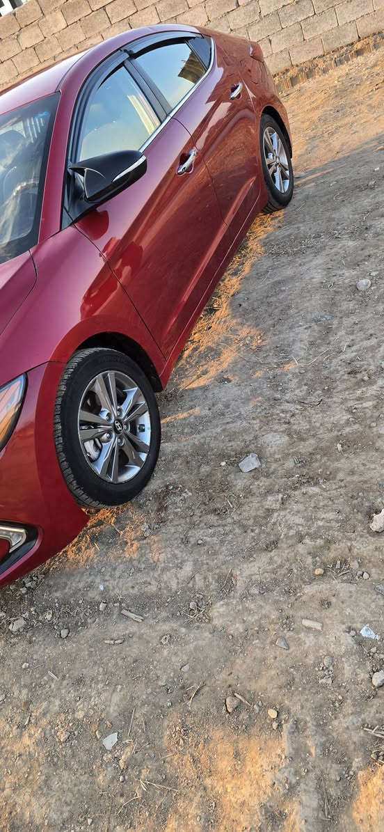 السلام عليكم النتره موديل٢٠١٧ فول ماعده الفتحه مكينه كير حداديه خير من الله صبق بنيدو جاملق خلفي وباب السايق كلير السياره جاهزه عنوان بغداد ابو غريب من رخصت الئدمن السونار بل منشور السعر ١١٨ الرقم ***********
