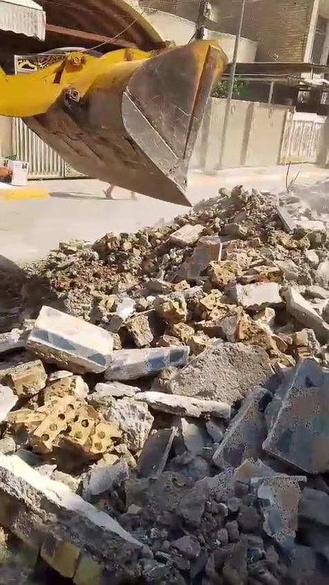 السلام عليكم يوجد لدينا كادر تفليش البيوت و قص الرباطات و قلع الراضي وتگشير الجرذان گافت انواع التفتيش با انسب السعار بغداد فقط ***********
