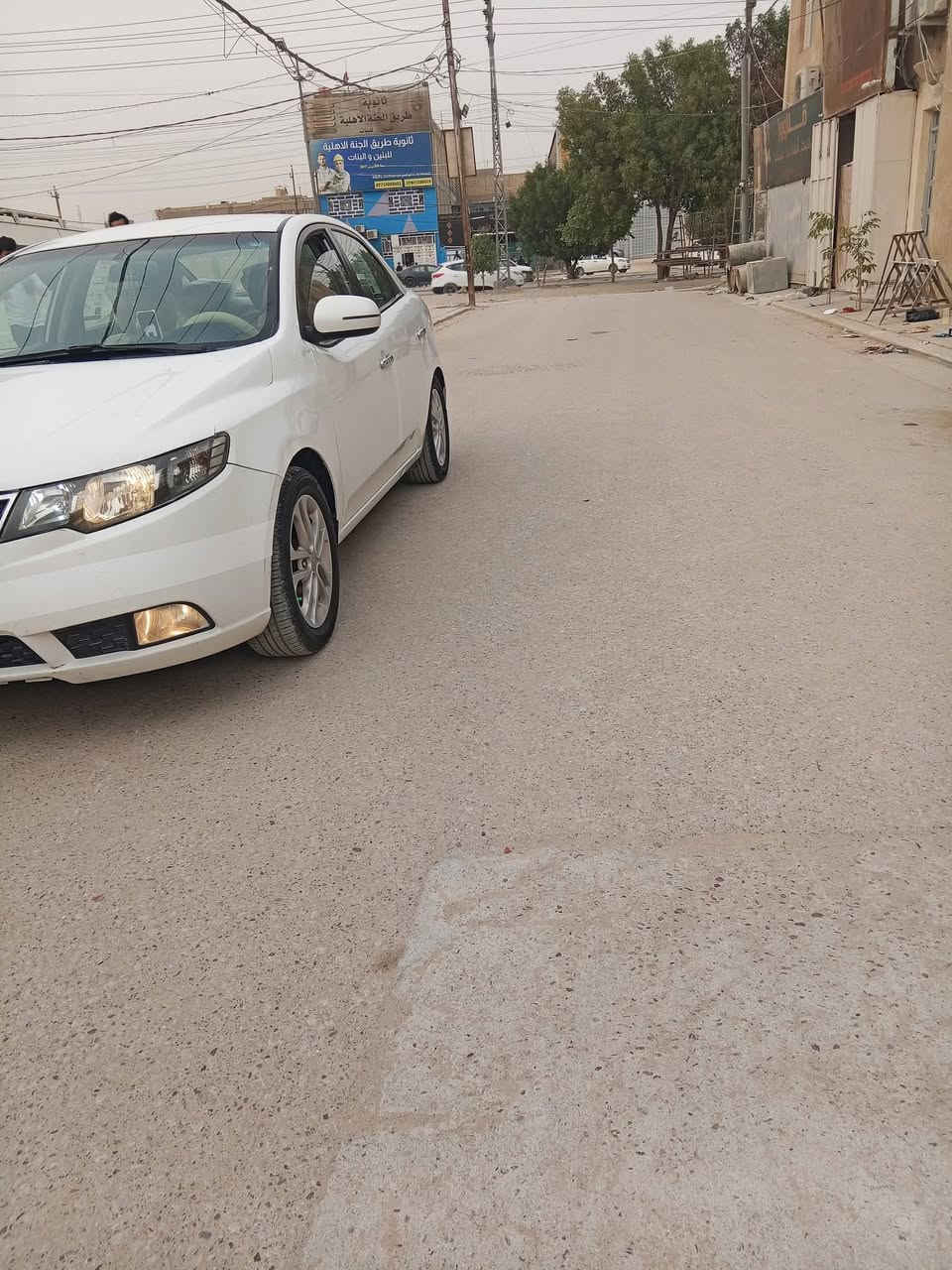 سياره سيرتو موديل 11ورد خليجي رقم اربيل تبريد تفهه شغله تخوم تايرات جديد تحكيم مري سياره حلوه فقط بيه البنيد بيه بي شويه محلول ومعدل ورجيعنه فقط رشا صبغ بلباب قليل الباقي مكفول السياره  السعر 100وبيه مجال قليل مكانه نجف الرقم الهاتف ***********
