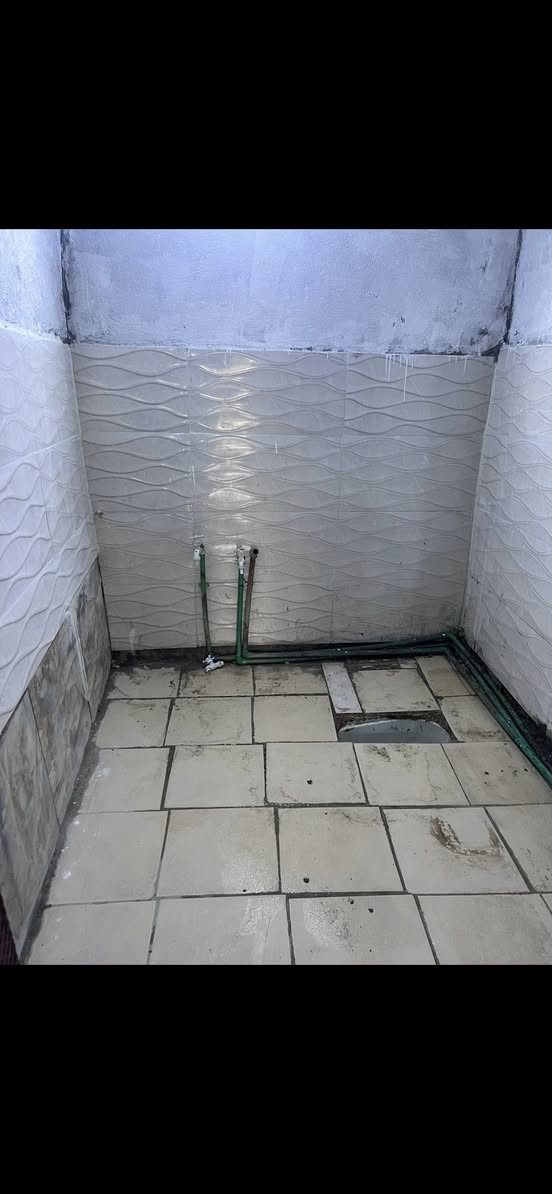 السلام عليكم بيت ب الاسمده مال ابو الخصيب بي غرفتين ومطبخ وصحيات قريب ع الشارع العام يمه سوك ومدارس وبشارع حسينيه ابافضل العباس نتعاقد وشكد ماتريد اكعد محد يشيلك البيت طابو
صرف ركن السعر 175 ألف فقط
تواصل واتساب فقط ***********

