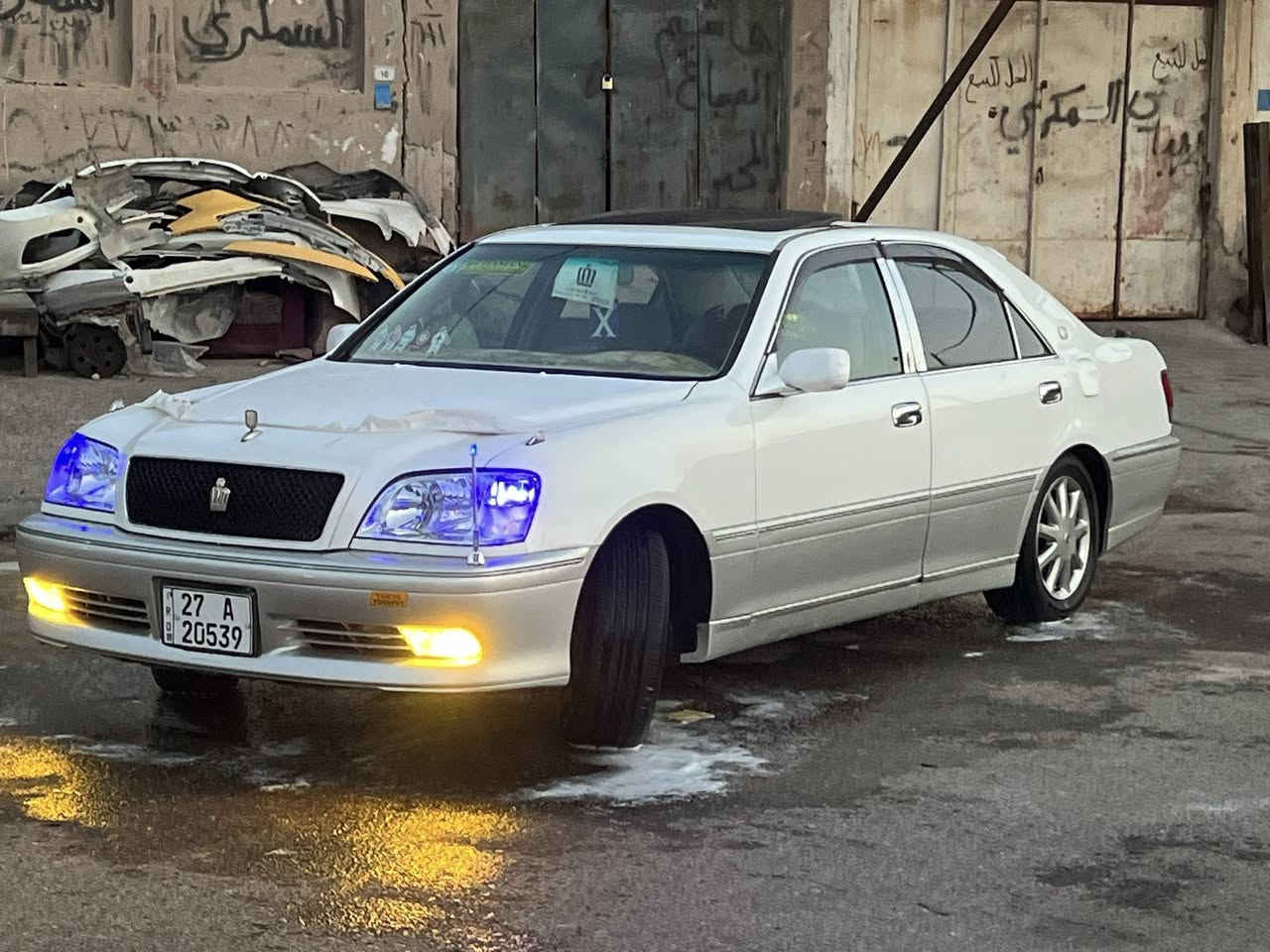 جنون مديل 2995 السياره جاهزه من كلشي كفاله عامه السياره بس مكينه تعبانه السعر 140 وبيها مجال الشراي 
العنوان البصره ابو الخصيب       الرقم ***********
