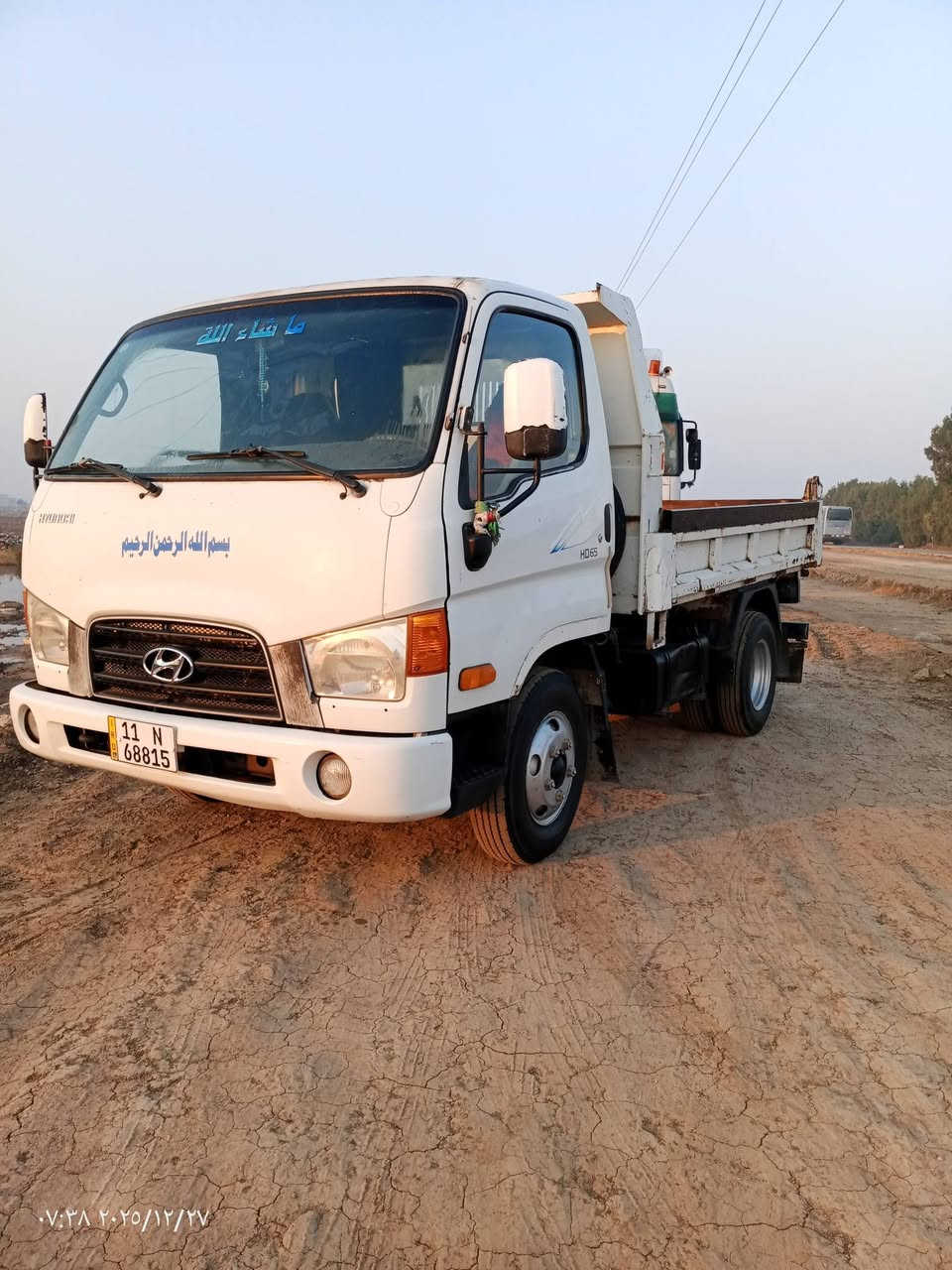 كنتر هونداي قلاب للبيع موديل 2014...سنويه 2029بسمي رقم دولي مداور ثاني يوم تخم تاير تبريد شغل..... لاستفسار عل رقم....***********
