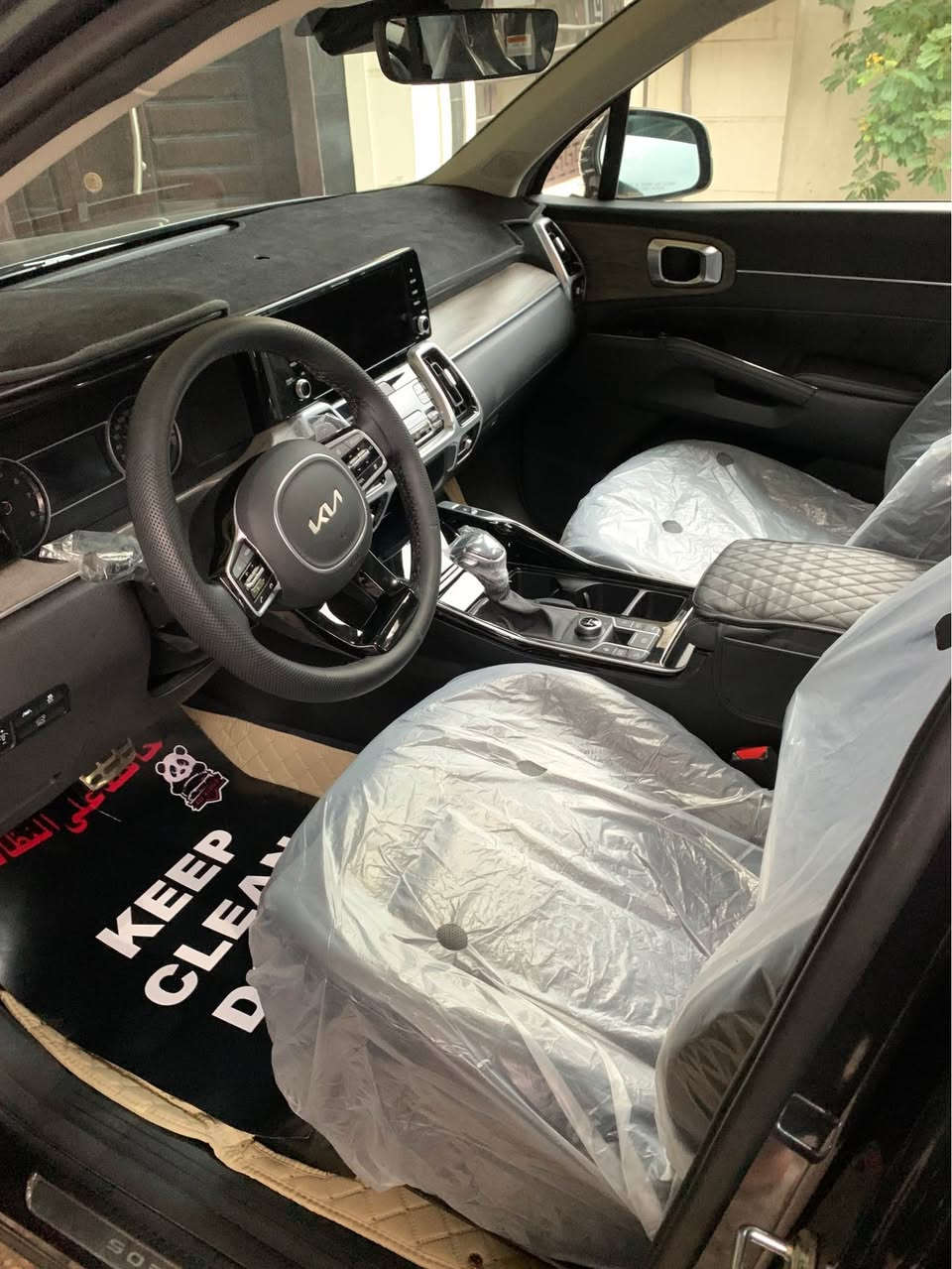 کیا سورينتو.2023 
 فل مواصفات  VIP كشن منفصل 
 KIA SORENTO 2023 
 
وارد كندي  (كلين تايتل ) مكفولة كفالة عامة من كلشي من دعامية لدعامية حالة الوكالة الزيرو 
محرك 2.5 T.GDI
كير DCT 8 نمر 
فور ويل 4x وضعيات قيادة 

ماشية13,000  
تشغيل عن بعد
بانوراما
فتح الصندوق كهربائي
دوسات أبواب المنيوم !! اريل نفكيتر
حساسات أمامية
حساسات خلفية
حساسات 360 درجة  
لايت زينون + LED كشافات
بك لايت LED
قبضات أبواب من الألمنيوم
دخول بصمة ذكي
ويل 20 اسود كروم 
حساسات ضغط الاطارات
اشارة في المرايا الجانبية
مري كهرباء 
عدد AIR BAG 8 
هاند بريك كهرباء
Apple Carplay شاشة كاميرا دوارة
شفتات ستيرن 
رادار امامي 
توقف ذاتي 
نقطة عمياء 
خروج مسار 
قيادة ذاتية 
كشنات تدفئة +كهرباء 
كشن خلفي منفصل كهرباء +تدفئة 
دشبول وابواب  صاج 
شاحن هاتف Wireless
مخرج منفذ الطاقة
3 قطع تبريد
أوتو هولد Auto Hold
سيارة جديدة جداً 
رقم اربيل جديد  باسمي 
    

للاتصال.   
*********** بغداد, العراق
