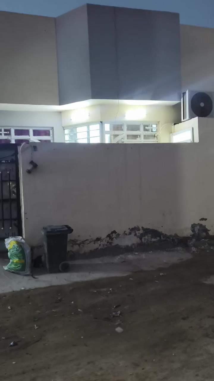 بيت بعلوه الفحل السعر ٤٠وبي مجال
***********
