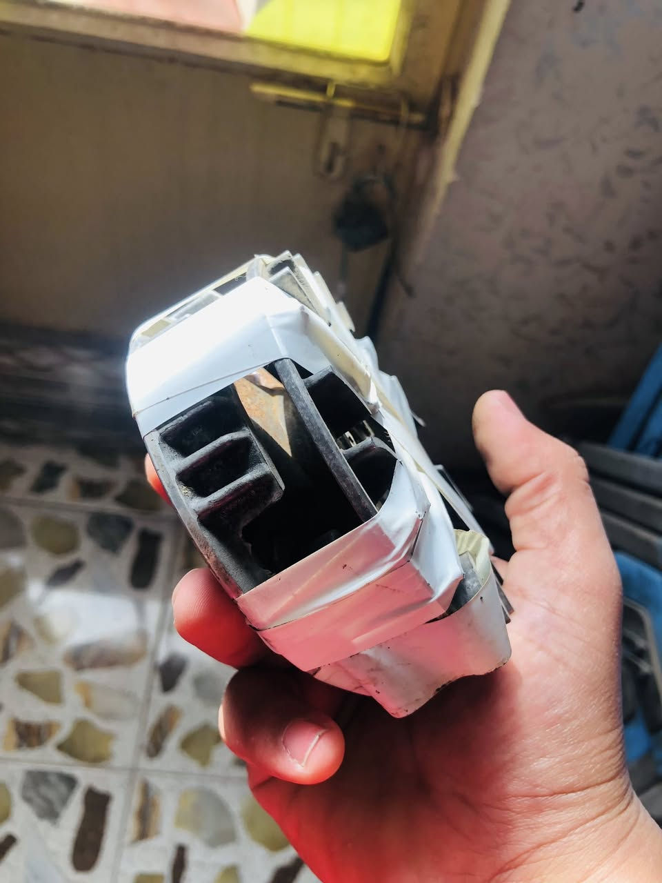 سلام عليكم غراض للبيع سعار خاص مكاني بغداد لامين رقمي ***********سعار جوه سوك
