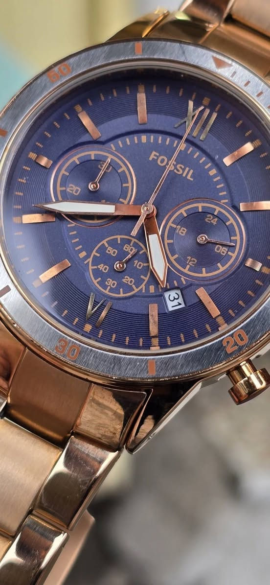 فوسيل امريكي
ذهب احمر طلاء ثابت 
قطعه مال امزون 
سناتر كلها شغاله 
معدن ستانلس ستيل ثقيل 
ضد الماء 
تحفه فنيه 
ختومات كامله 
السعر ٣٠


**إذا كنت صاحب هذا الإعلان وتريد حذفه لأي سبب، رجاءا أرسل رسالة إلى الدعم الفني**