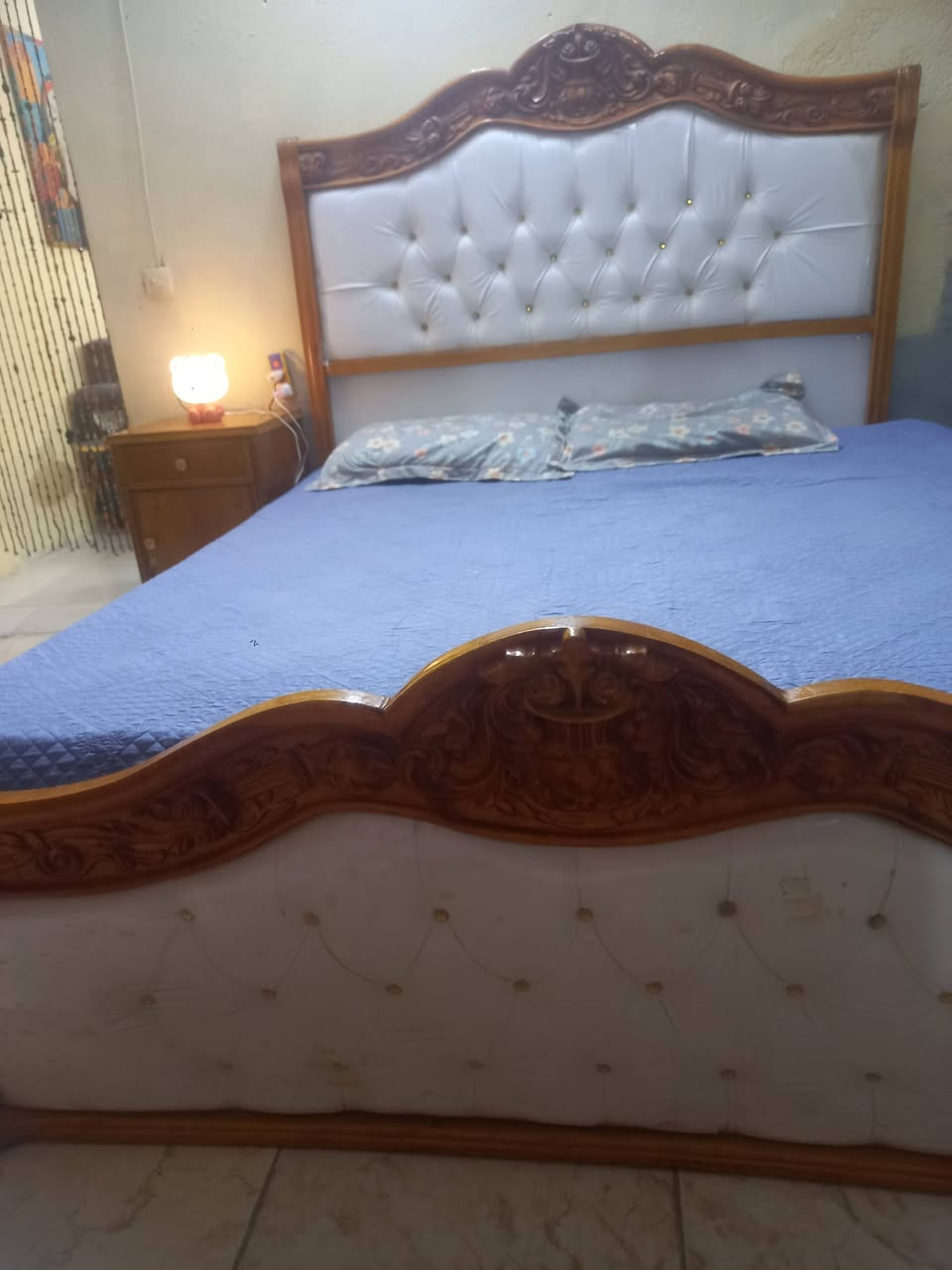 غرفه نوم صاج ٦ قطع للبيع للتواصل خاص


**إذا كنت صاحب هذا الإعلان وتريد حذفه لأي سبب، رجاءا أرسل رسالة إلى الدعم الفني**