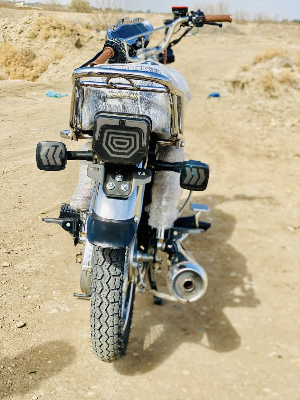 السلام عليكم تايكر 2025 اوراق اصولي مكفوله كفاله عامه كير مكينه تايرات شاشا ام بي ثري لايت زنون عالي ناصي  الدراجه جديده كلش السعر 775 وبيها مجال للاستفسار اكثر اتصل ***********
