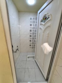 بيت للبيع ١١٠ متر واجهته ٥ ونص طابق واحد حديث قطاع ١٦ خلف التجاري قرب ...