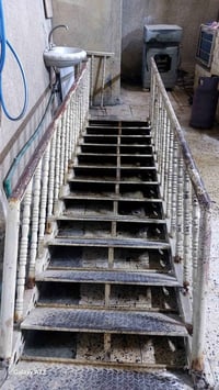 للبيع درج كامل هوه والداير مالته ٢٧٥ وبي مجال ٠٧٧٠٩٧٠٨٠٦٢