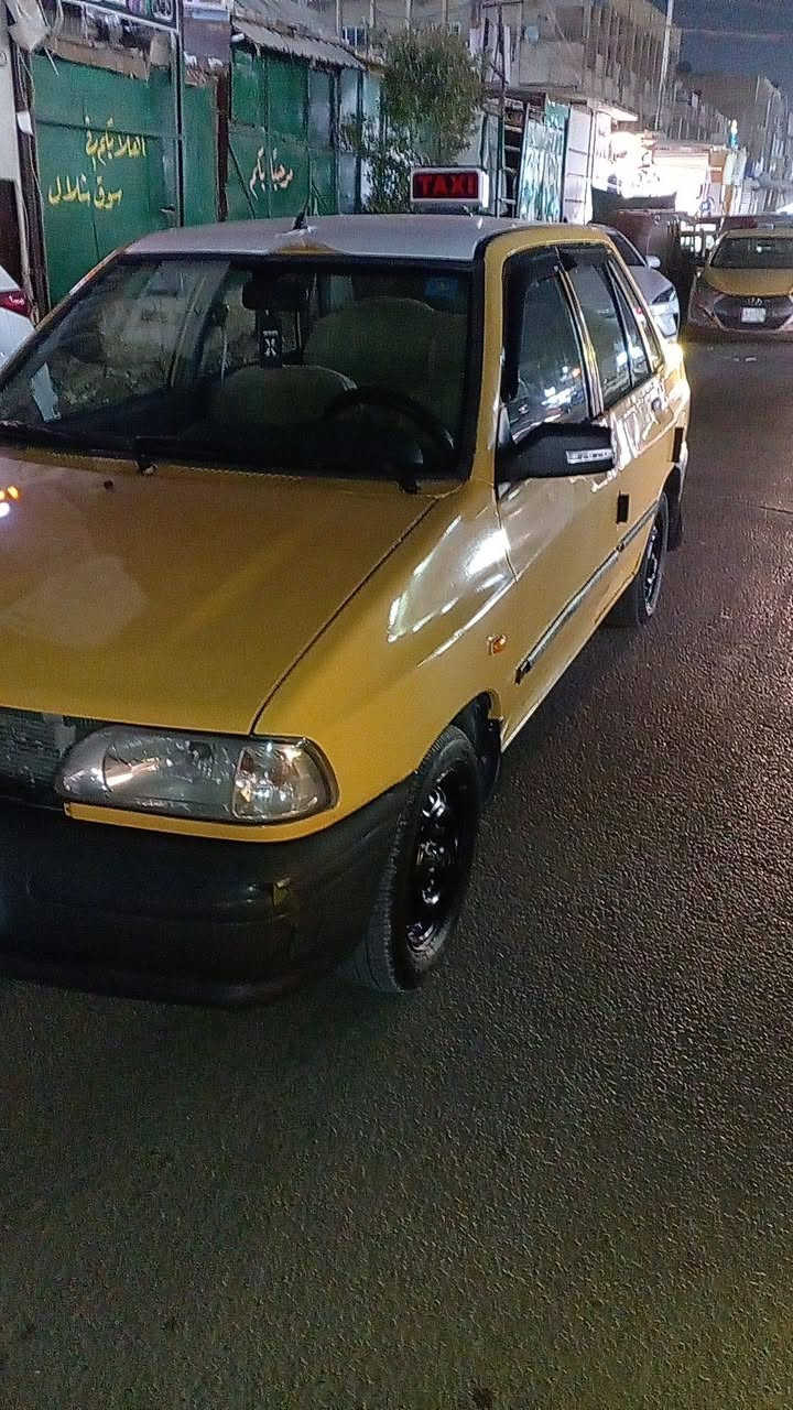 سلام عليكم سايبه البيع موديل ١٢ سياره معمره مكينه جديده كير جديد تحويل ثاني يوم تخم تاير شاشه دوشمه سياره حلوه مال شغل  مكاني الشعب ممتواجد عل فيس رقم هاتف *********** سعر ٢٥ وبيها مجال حك جيه
