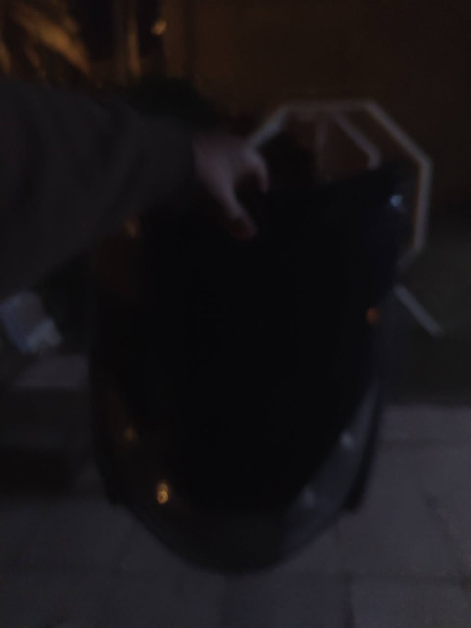 سلام عليكم دراجه شحن من شركت دراحات العراق الدراحه بطاريات جديده سته تجي تشوفهن بعدهن بترابهن وهنه الجديدات مالتهن ب 240 تفاصيل الدراجه سرعته 81 الحقيقي 60 تاير جوبلس جديد امامي خلفي عداد شغال شاحنه جديده بس نقصه مفرات وكفراته كله ب 40 الف وبريك خلفي سعره 5 تجي تشغل وتطلع تمشيك مسافت 70 كيلو متر اني اقصئ مسافه رحت بيه من الدوره للكفاح وبقه بيه شحن دراجه كلش حلوه بس نقصه كفرات وبريك سعره 250 ولحد يعامل تكول تعبانه اعتبر بايلعلك بطاريات وجيك سعر البطاريات ال 6 الولي وشوف شكد سعره مابيه مجال ابد   للتواصل واتساب (***********) واتساب وشريحه وتحياتي🖤
