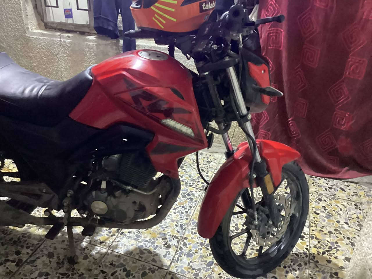 دراجه ار كي مديل2024 كل نقص مابيه ماشيه ١٩ الف رايده مليونين350بيه مجال
مكان بغداد مدينه صدر
***********
