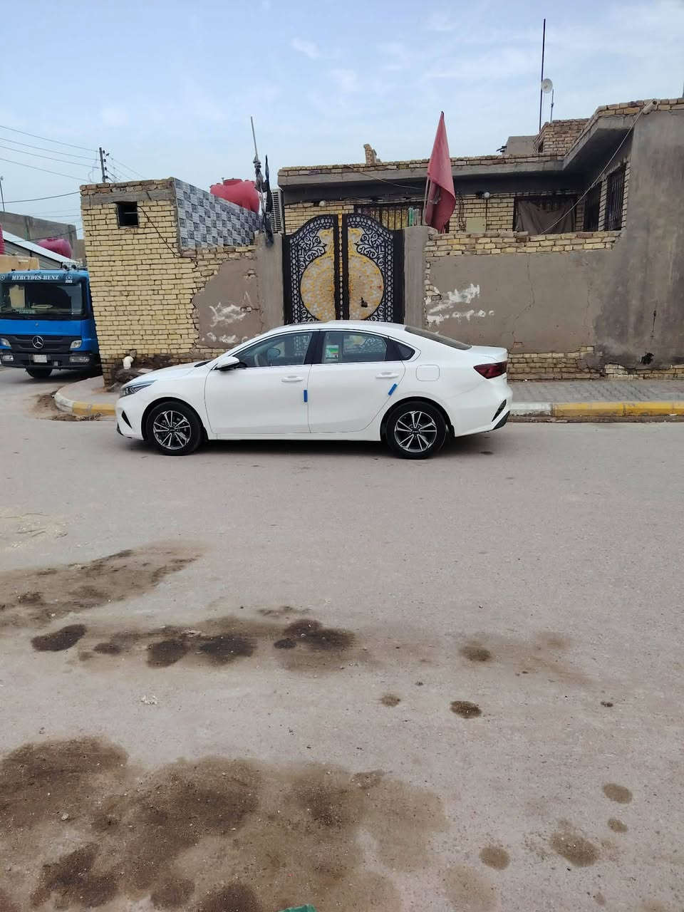 سلام عليكم سيراتو 24 فول ماشيه 60 مكينه كير مكفولات بسمي مداور ثاني يوم رقم صاحب سياره ‏‪مكلف بالنشر ‏‪***********‬‏
