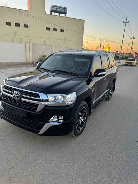 السلام عليكم لاندكروز . VXR فول  السعر 585قفل
سنةالصنع2021
عداد المساف70الف حقيقي
رقم دولي بغداد تحويل مباشر
محرك 5700......8V
حساس امامي خلفي
فورويل 
بصمه تشغيل
تحكم لايت صعود ونزول
كشنات جلد 
تحكم ستيرن جهتين 
كراسي كهرباء 
شاشات خلفيه وسماعات
اشاره با مري
لايت زنون 
شاشه حجم كبير
اشارات تتبعيه
لد امامي خلفي
عداد ليزري لكزس
تبريد 3 قطع 
مري قلاب عند الرجوع
بصمه ابواب
جام اوتو   
ترحيب امامي خلفي
ثلاجة وسطيه
فتحه سقف
شاشات خلفيه
جنطه كهرباء
تحكم تبريد خلفي
كامره خلفيه دواره
هوك خلفي 
حداده  امامي خلفي جديده 
تخم تاير دلوب جديد قبل شهر شادهن
السياره جديده على وضيت الشركه
باقي المواصفات معروف 
***********
