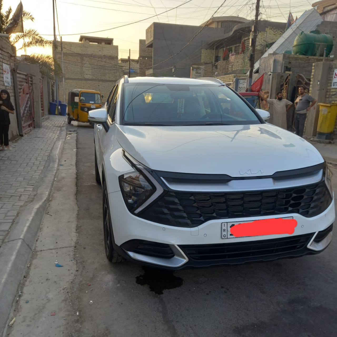 سلام عليكم سياره سبورتج موديل2025 وارد خليجي رقم بغداد صندوق كهرباء فول من عده البانوراما والكشنات كهرباء السياره باسمي مكاني بغداد العبيدي شهداء الثالثة سعر 257 رقم الهاتف ***********
